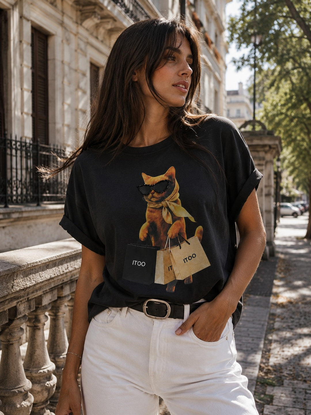 Shopping Cat Graphic T-Shirt