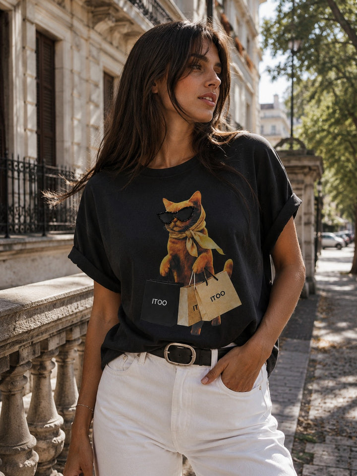 Shopping Cat Graphic T-Shirt