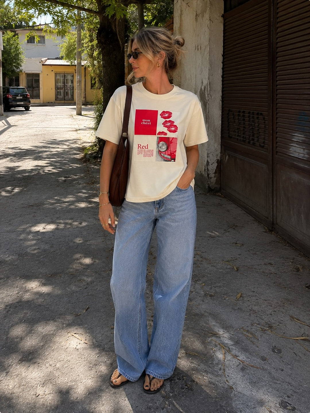 Mon Chéri Graphic Cropped T-Shirt