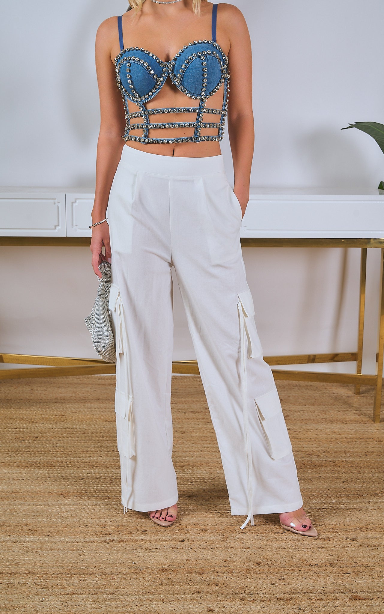 AMERI ★ TAYLOR OPAL DENIM BUSTIER Taylor Swift Rocks Major Fall Trend At Chiefs Game - PureWow