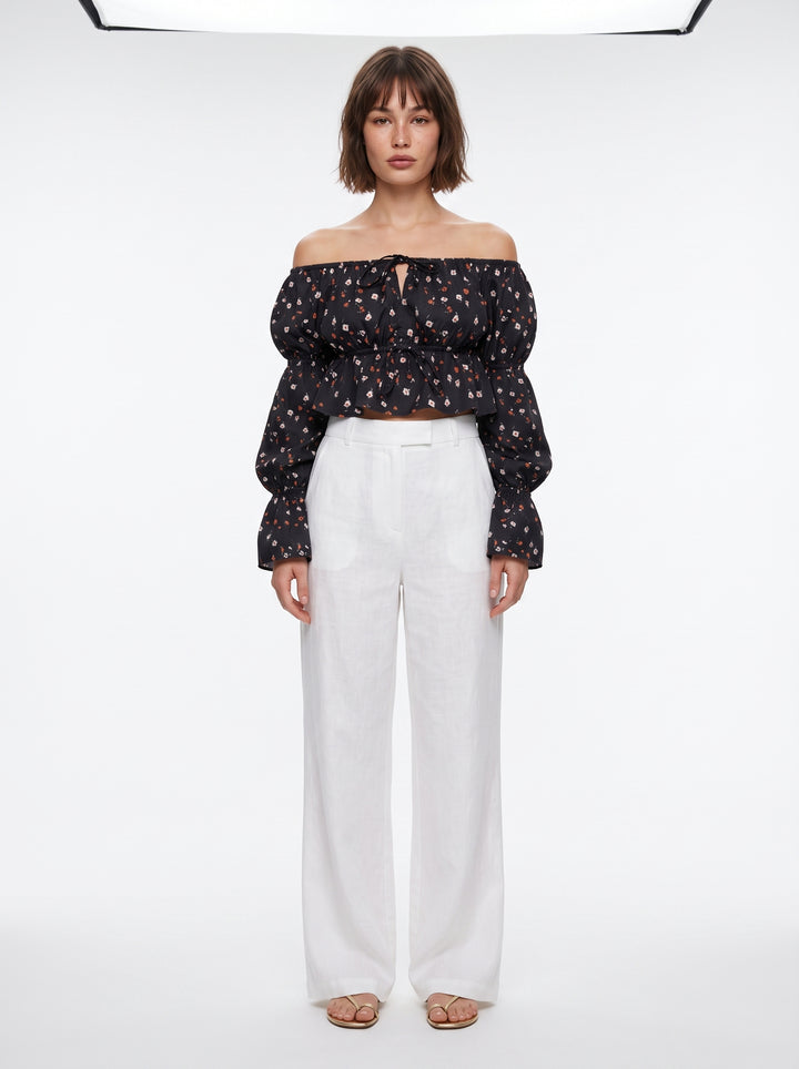 Top corto con hombros descubiertos y estampado floral